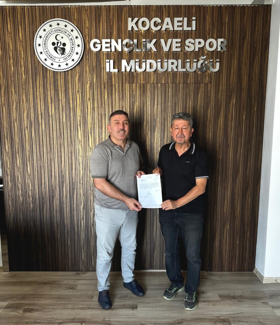 img-20240823-wa0003-ridvan-sukur-kocaeli-il-spor-muduru-ile