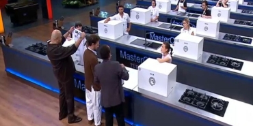 kocaeli-ruzgari-masterchefte-tahir-buyukakinin-jestine-seflerden-payan-W3MVim2L.jpg