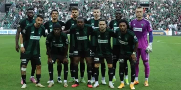 kocaelisporun-super-lig-seruveni-ilk-4-haftada-direnis-puan-ozlemi-ve-milli-araya-giren-d1Sgd53r.webp