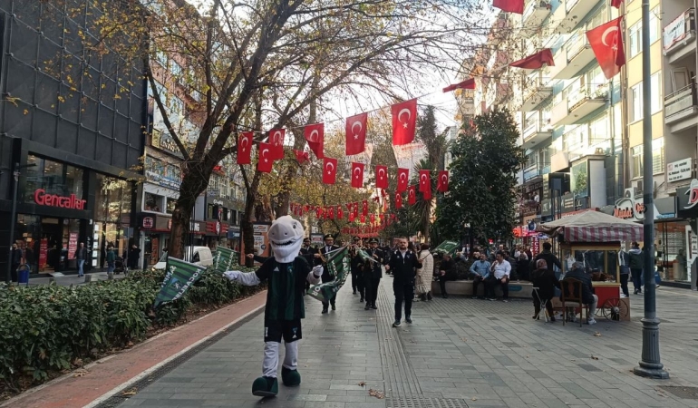 whatsapp-image-2025-11-28-at-161857