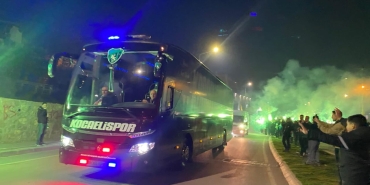 kardeslik-maci-oncesi-kocaelispora-gorkemli-karsilama