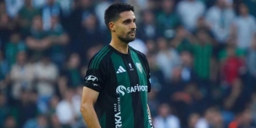 tarkan-serbest-kocaelispor-camiasina-veda-etti-20251230-183016