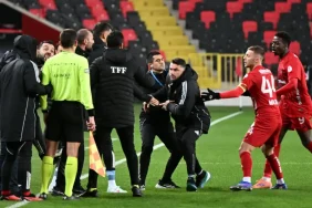 burak-yilmaz-ozur-diledi-20260113-215959