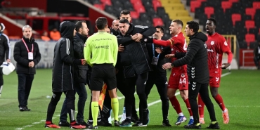 gaziantep-te-yuksek-tansiyon-kirmizi-kartlar-cikti-20260113-223002