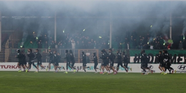 hodri-meydan-futbolculara-moral-verdi-20260116-150125