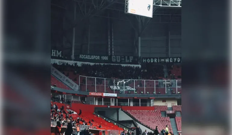 kocaelispor-taraftarindan-anadolu-mesaji-20260126-193028