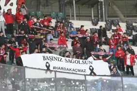 gaziantep-taraftarlari-harda-yi-unutmadi-20260215-212806