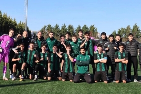 kocaelispor-sakaryaspor-u-eli-bos-gonderdi-20260215-212939