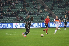 kocaelispor-istekli-oynadi-ama-gol-cikmadi-20260407-013245